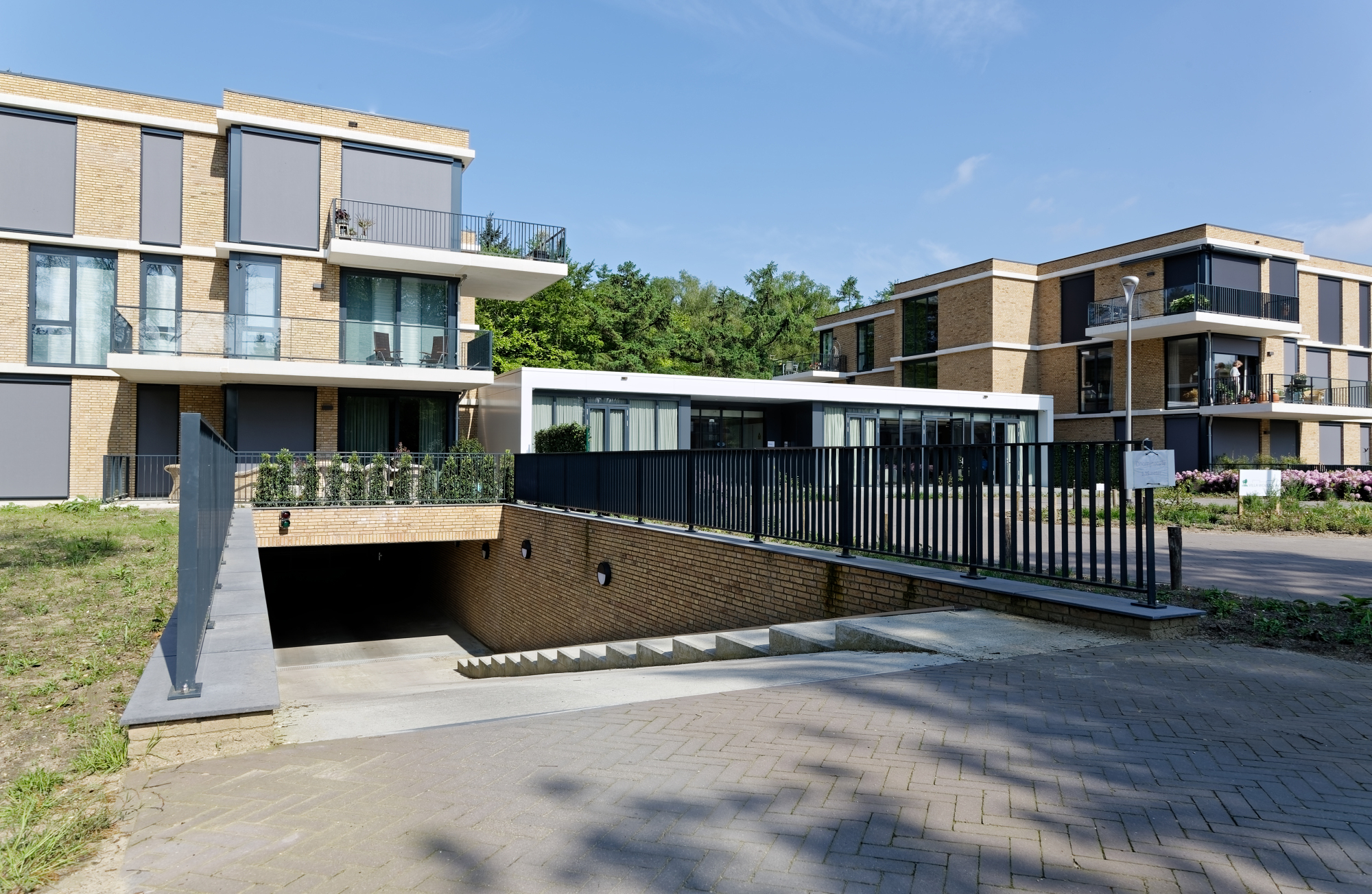 Binnenterrein met gemeenschappelijke ruimte in Doorn